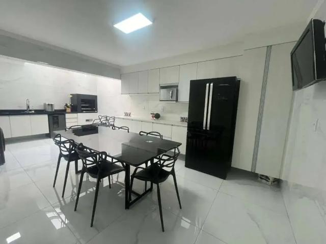 Casa / Sobrado para Venda em São Paulo/SP Vila Carrão 3 Quartos