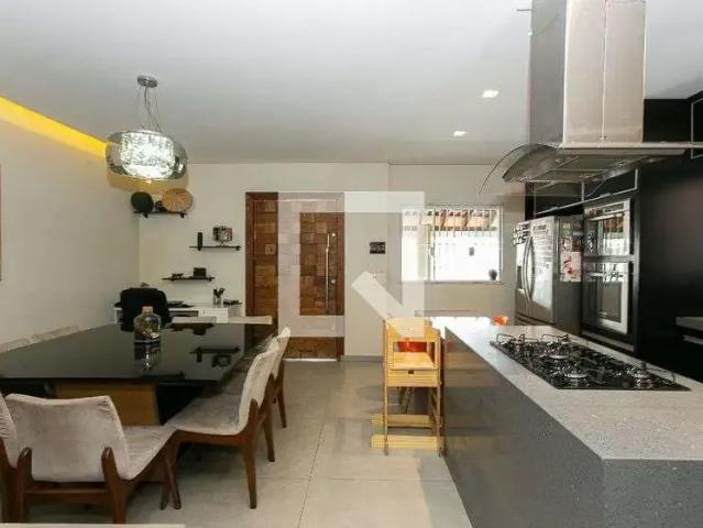 Casa / Sobrado para Venda em São Paulo/SP Vila Carrão 3 Quartos
