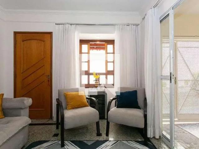 Casa / Sobrado para Venda em São Paulo/SP Vila Carrão 3 Quartos