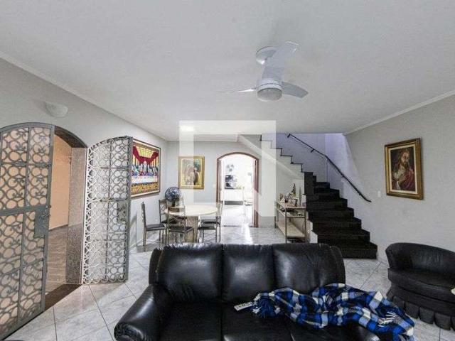 Casa / Sobrado para Venda em São Paulo/SP Vila Carrão 3 Quartos