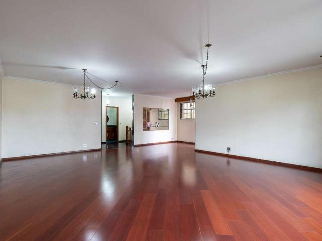 Casa / Sobrado para Venda em São Paulo/SP Vila Carrão 3 Quartos