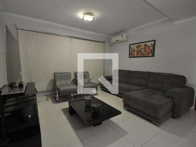 Casa / Sobrado para Venda em São Paulo/SP Vila Constança 3 Quartos