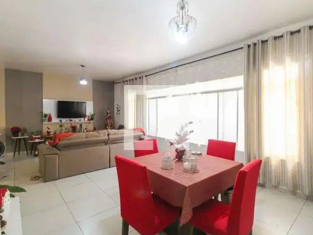 Casa / Sobrado para Venda em São Paulo/SP Vila Ema 6 Quartos