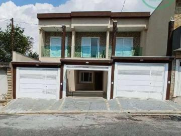 Casa à venda em Rua Wilson Crisnel de Almeida - Garagem