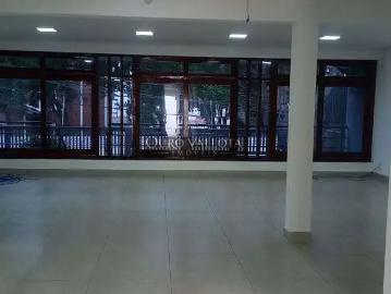 Praça Três de Setembro - Jardim, Garagem