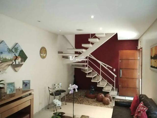Casa / Sobrado para Venda em São Paulo/SP Vila Sabrina 4 Quartos