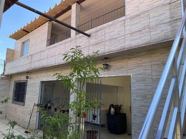 Casa / Sobrado para Venda em São Paulo/SP Vila Simone 4 Quartos