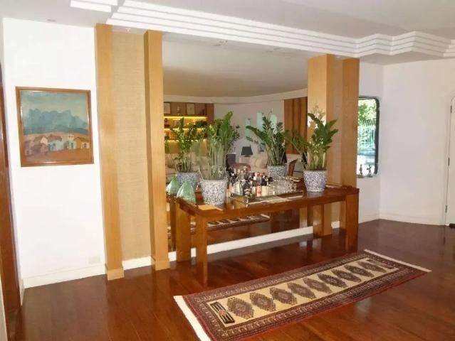 Casa / Sobrado para Venda em São Paulo/SP Aclimação 4 Quartos