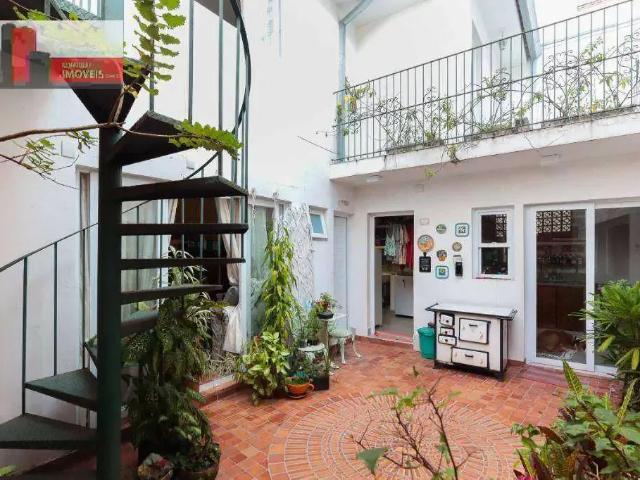 Casa / Sobrado para Venda em São Paulo/SP Aclimação 4 Quartos