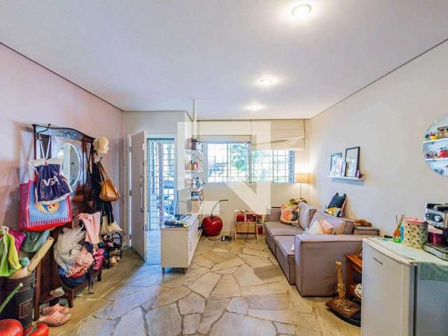 Casa / Sobrado para Venda em São Paulo/SP Água Branca 2 Quartos