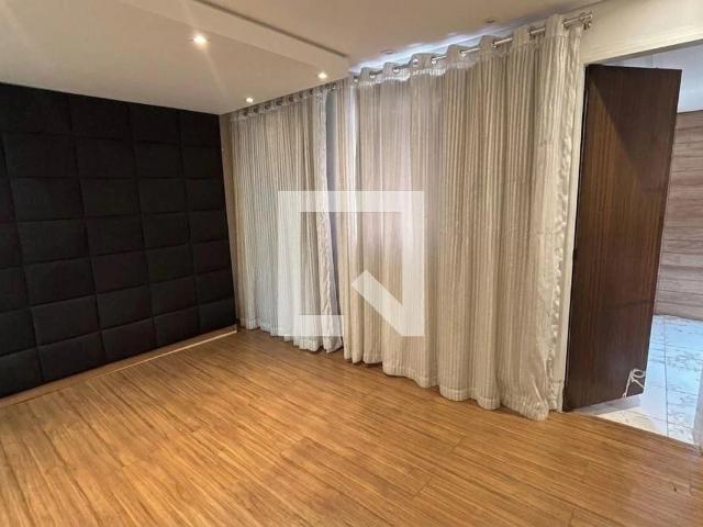 Casa / Sobrado para Venda em São Paulo/SP Água Branca 2 Quartos