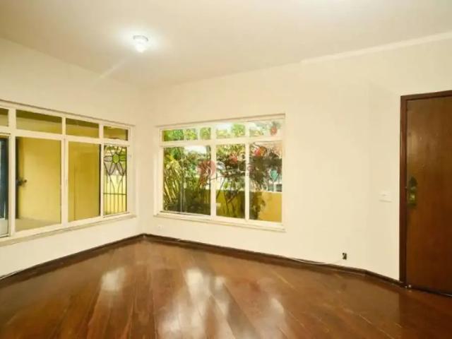 Casa / Sobrado para Venda em São Paulo/SP Água Rasa 4 Quartos