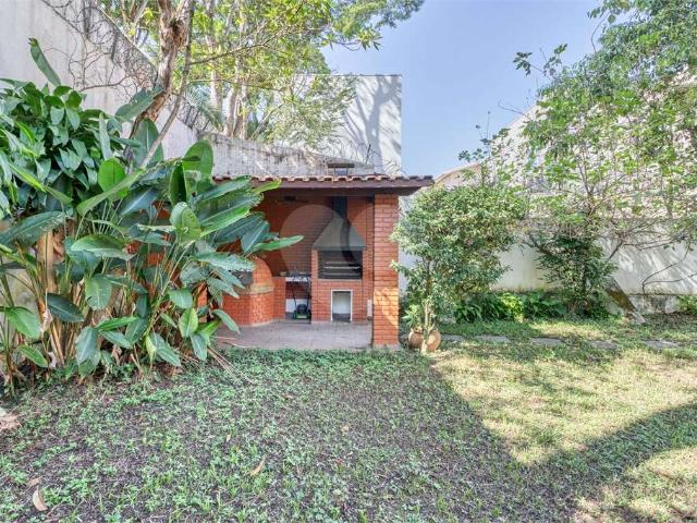 Casa / Sobrado para Venda em São Paulo/SP Alto da Boa Vista 4 Quartos