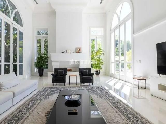Casa / Sobrado para Venda em São Paulo/SP Alto da Boa Vista 4 Quartos