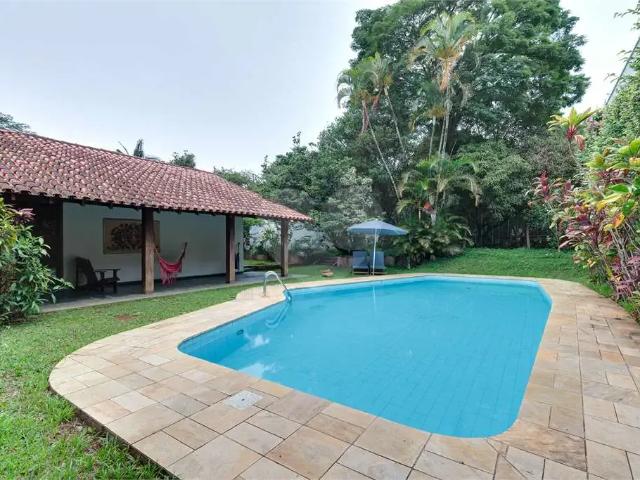 Casa / Sobrado para Venda em São Paulo/SP Alto da Boa Vista 4 Quartos