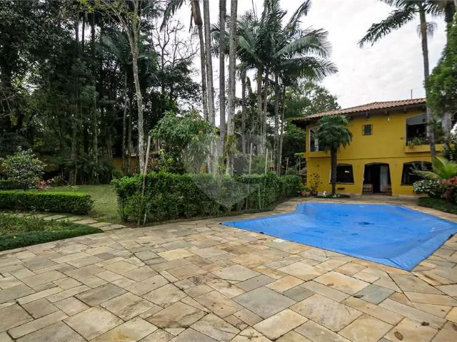 Casa / Sobrado para Venda em São Paulo/SP Alto da Boa Vista 4 Quartos