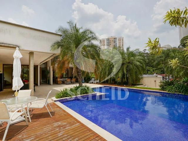 Casa / Sobrado para Venda em São Paulo/SP Alto da Boa Vista 5 Quartos