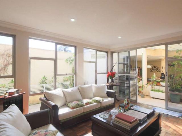 Casa / Sobrado para Venda em São Paulo/SP Alto da Boa Vista 5 Quartos