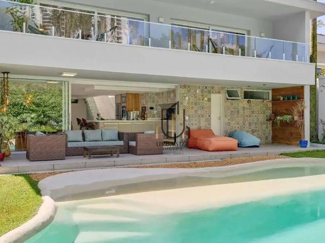 Casa / Sobrado para Venda em São Paulo/SP Alto da Boa Vista 5 Quartos