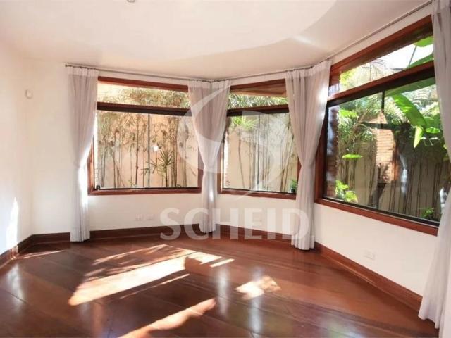 Casa / Sobrado para Venda em São Paulo/SP Alto da Boa Vista 5 Quartos