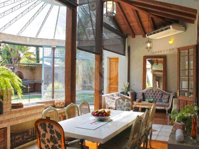 Casa / Sobrado para Venda em São Paulo/SP Alto da Boa Vista 7 Quartos