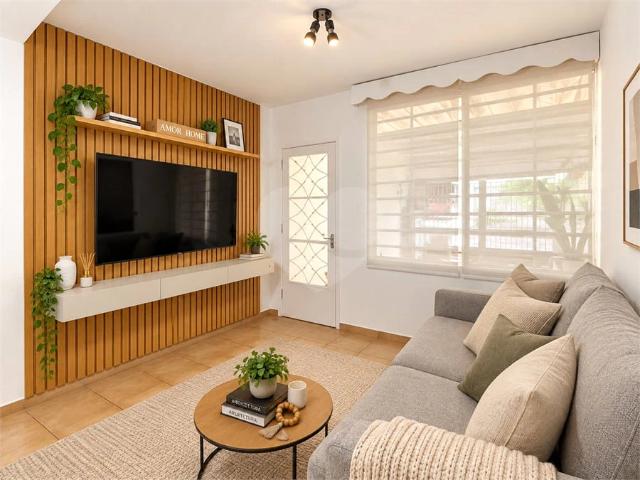 Casa / Sobrado para Venda em São Paulo/SP Alto da Boa Vista 2 Quartos