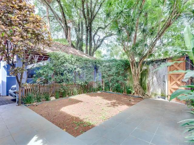 Casa / Sobrado para Venda em São Paulo/SP Alto da Boa Vista 2 Quartos