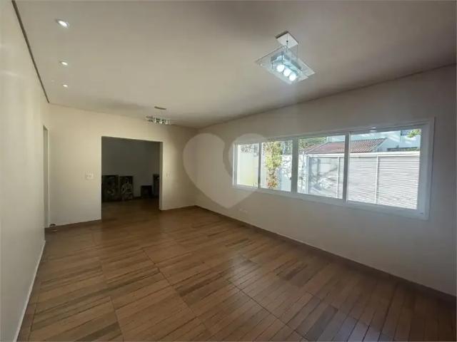 Casa / Sobrado para Venda em São Paulo/SP Alto da Boa Vista 3 Quartos