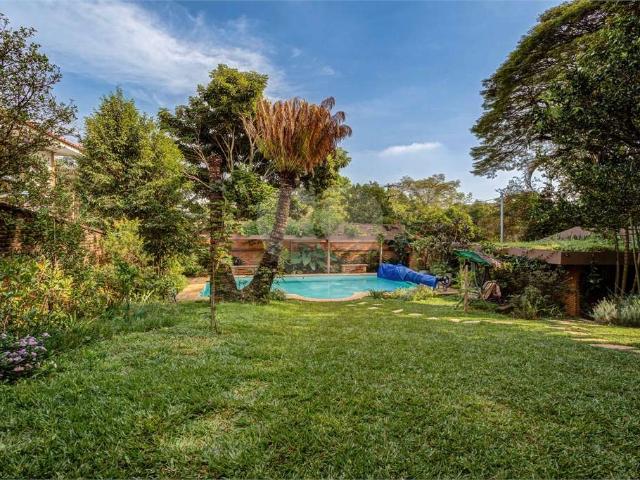 Casa / Sobrado para Venda em São Paulo/SP Alto da Boa Vista 4 Quartos