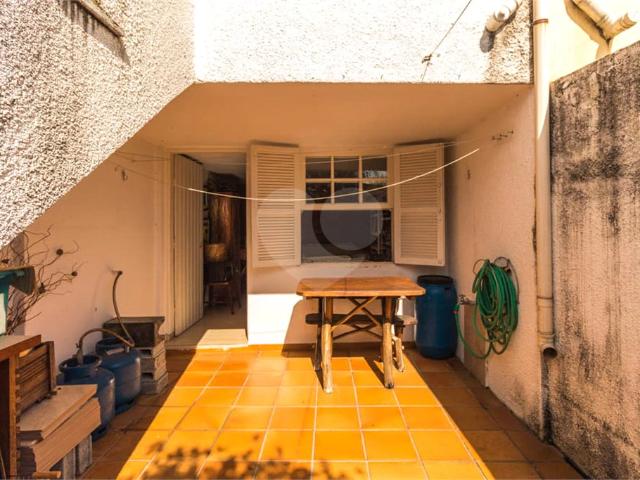 Casa / Sobrado para Venda em São Paulo/SP Alto da Lapa 2 Quartos
