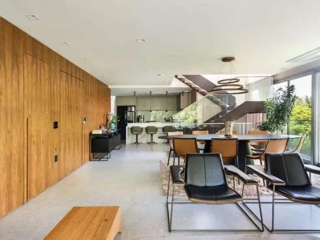 Casa / Sobrado para Venda em São Paulo/SP Alto de Pinheiros 4 Quartos