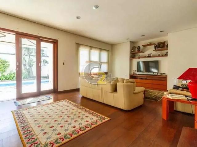 Casa / Sobrado para Venda em São Paulo/SP Alto de Pinheiros 4 Quartos