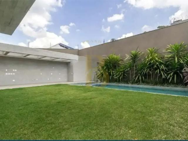 Casa / Sobrado para Venda em São Paulo/SP Alto de Pinheiros 4 Quartos