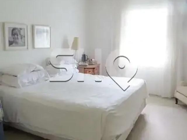 Casa / Sobrado para Venda em São Paulo/SP Alto de Pinheiros 4 Quartos
