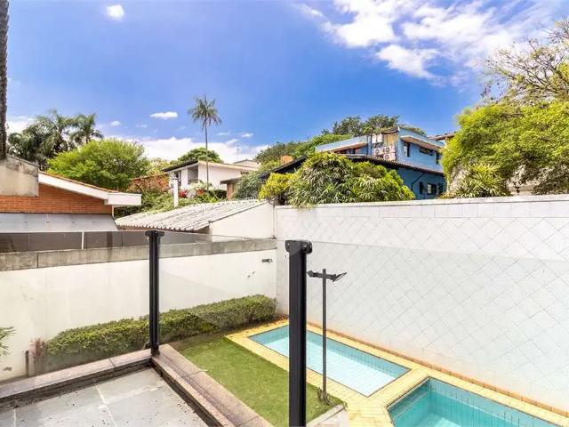 Casa / Sobrado para Venda em São Paulo/SP Alto de Pinheiros 5 Quartos