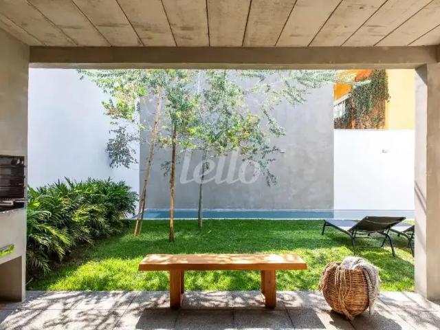 Casa / Sobrado para Venda em São Paulo/SP Alto de Pinheiros 3 Quartos