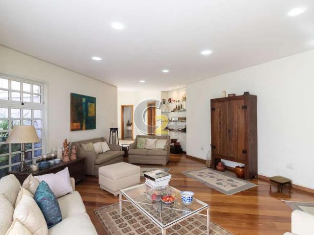 Casa / Sobrado para Venda em São Paulo/SP Alto de Pinheiros 3 Quartos