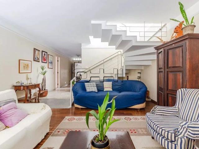 Casa / Sobrado para Venda em São Paulo/SP Alto de Pinheiros 3 Quartos