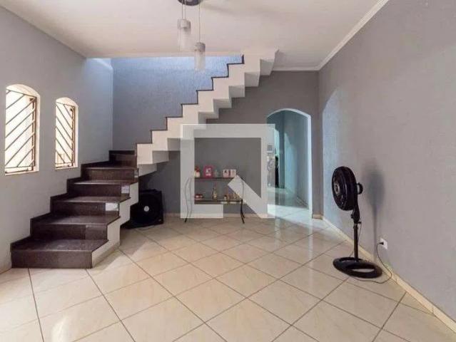 Casa / Sobrado para Venda em São Paulo/SP Artur Alvim 4 Quartos
