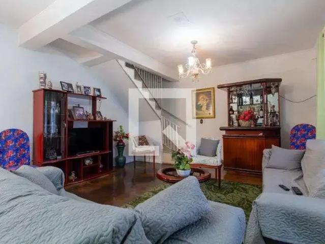 Casa / Sobrado para Venda em São Paulo/SP Artur Alvim 5 Quartos