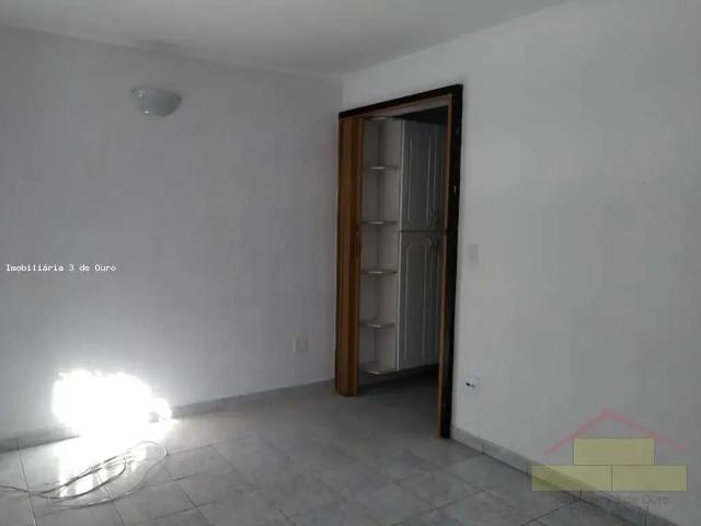 Casa / Sobrado para Venda em São Paulo/SP Artur Alvim 2 Quartos