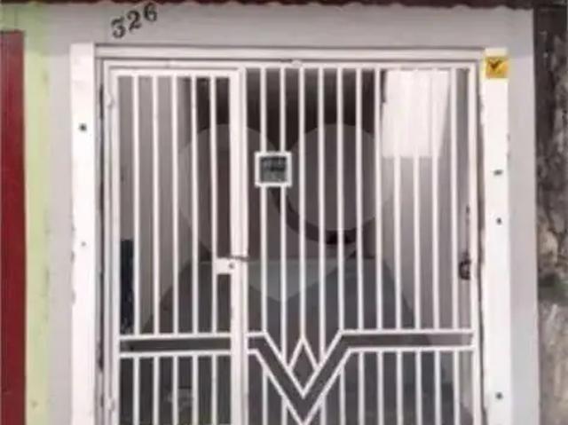 Casa / Sobrado para Venda em São Paulo/SP Artur Alvim 3 Quartos