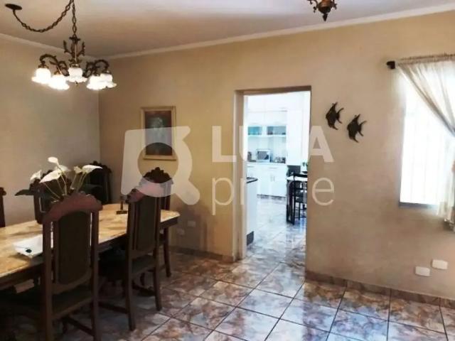 Casa / Sobrado para Venda em São Paulo/SP Bom Retiro 5 Quartos