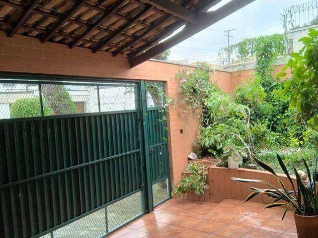 Casa / Sobrado para Venda em São Paulo/SP Bosque da Saúde 3 Quartos