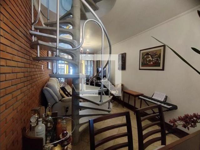 Casa / Sobrado para Venda em São Paulo/SP Bosque da Saúde 3 Quartos