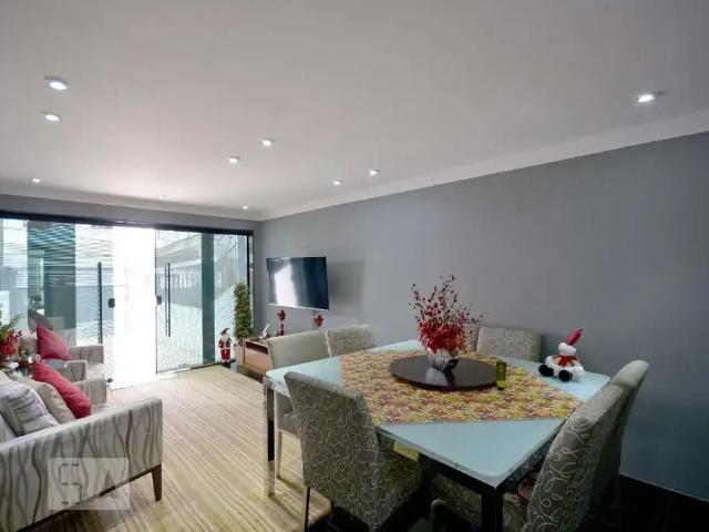 Casa / Sobrado para Venda em São Paulo/SP Bosque da Saúde 2 Quartos