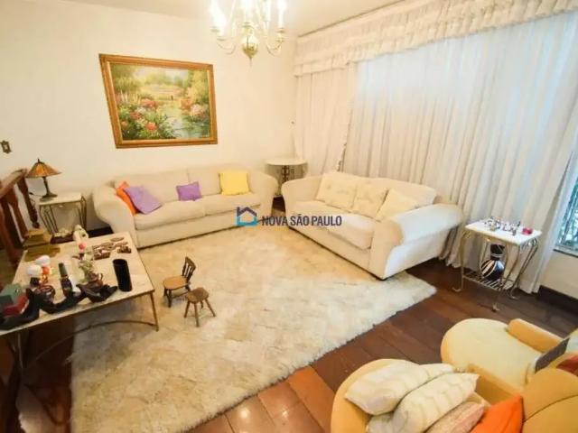 Casa / Sobrado para Venda em São Paulo/SP Bosque da Saúde 4 Quartos