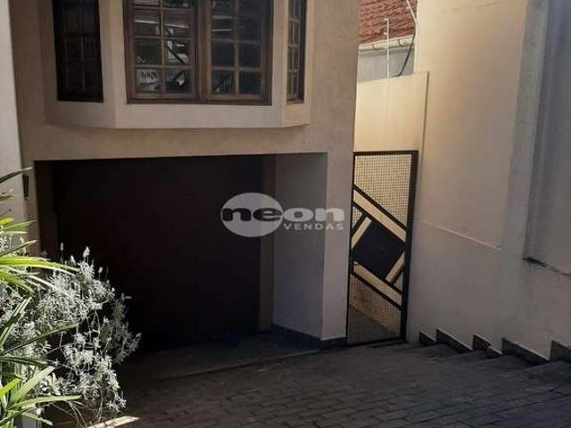 Casa / Sobrado para Venda em São Paulo/SP Bosque da Saúde 4 Quartos