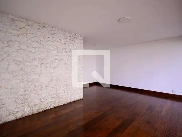 Casa / Sobrado para Venda em São Paulo/SP Bosque da Saúde 5 Quartos