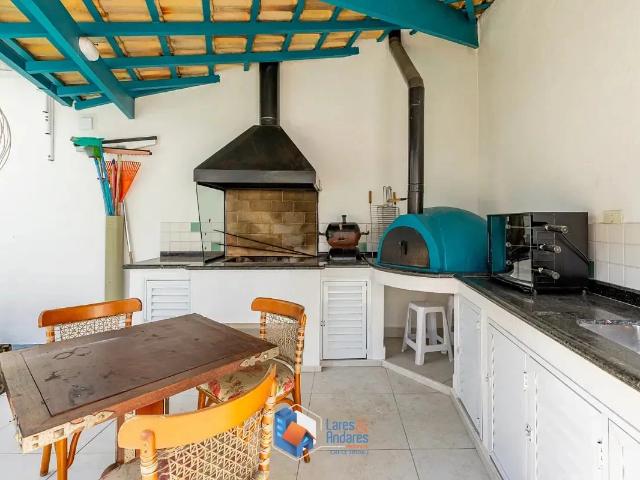 Casa / Sobrado para Venda em São Paulo/SP Bosque da Saúde 5 Quartos